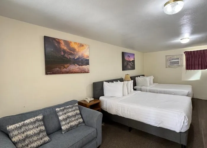 Sage Motel 2*